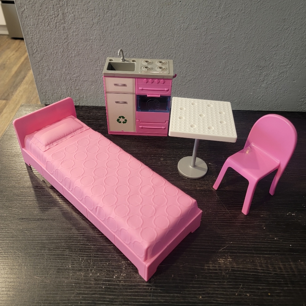 Barbie Dream house doll furniture lot